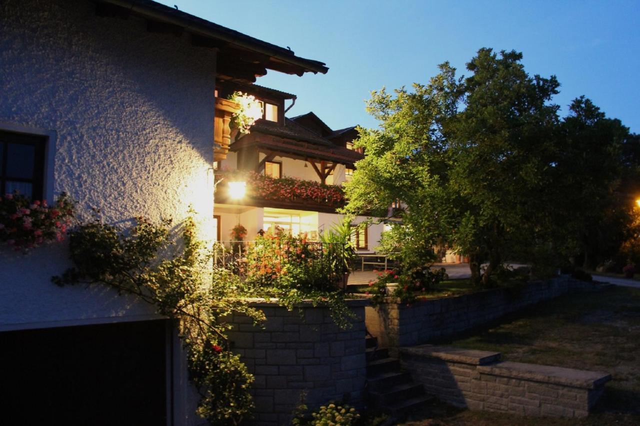 Pension Zum Ebenstein Am Donausteig Untergriesbach Buitenkant foto