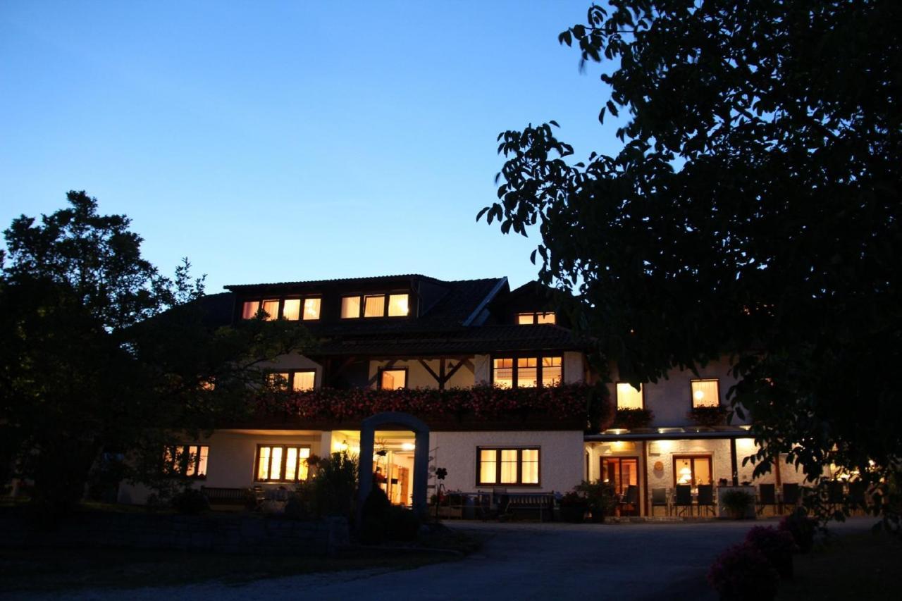 Pension Zum Ebenstein Am Donausteig Untergriesbach Buitenkant foto